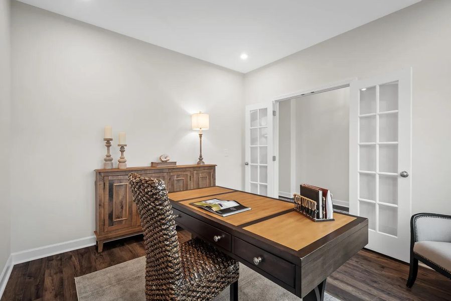 The Oakland D Home Office The Oakland D Home Office