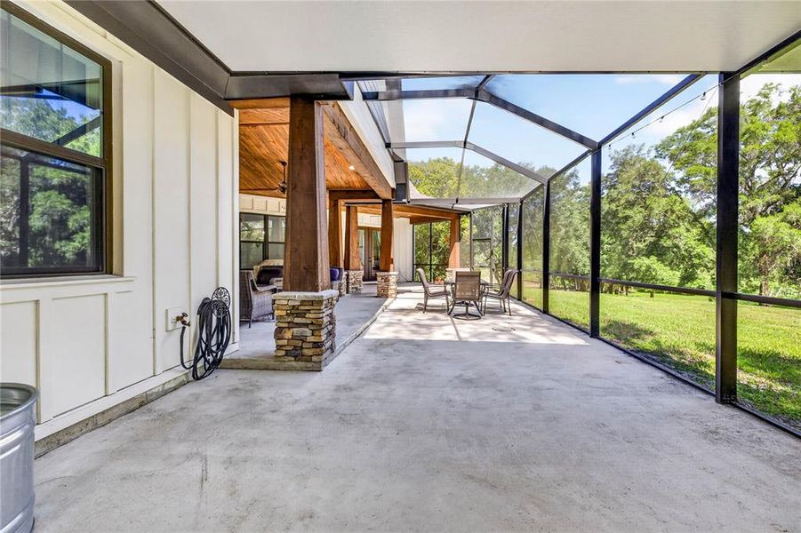 Exterior details and patio area of a home in , Dade City (Image 30).