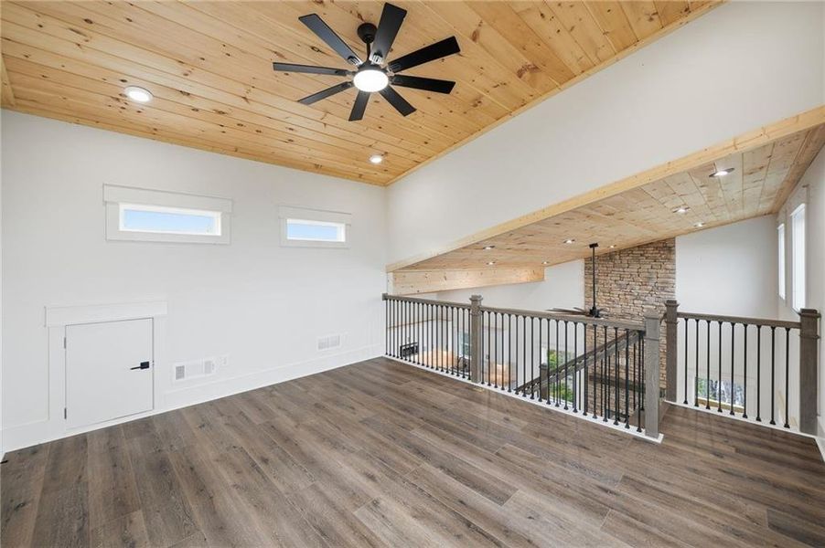 Spacious, unfurnished interior of a new home in , Ranger (Image 22).