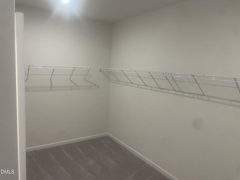 Walk-in-Closet