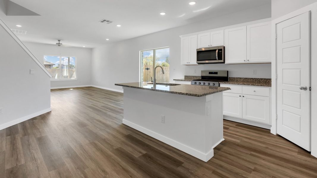 Furnished interior view inside a new home in Everest Heights, Lubbock (Image 5). Furnished interior view inside a new home in Everest Heights, Lubbock (Image 5).