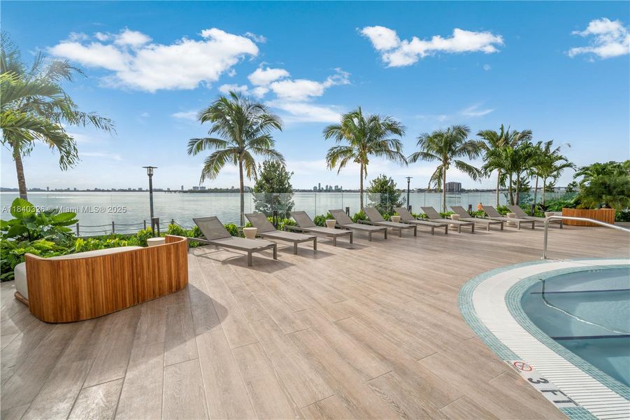 Community amenities in Aria Reserve, Miami (Image 52). Community amenities in Aria Reserve, Miami (Image 52).