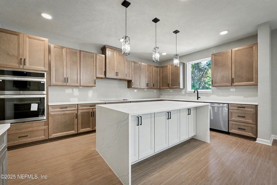 Furnished interior view inside a new home in , Green Cove Springs (Image 31). Furnished interior view inside a new home in , Green Cove Springs (Image 31).
