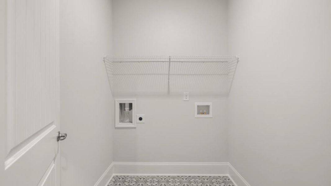 Spacious, unfurnished interior of a new home in Hamptons at Riverwood North, Dallas (Image 22).