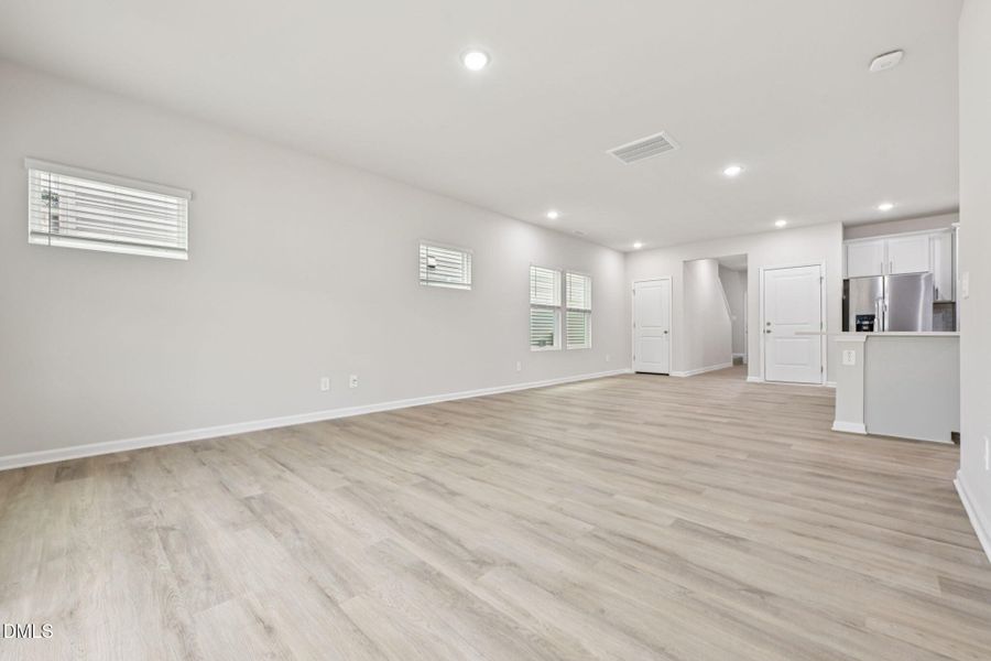 8-web-or-mls-Raleigh - Oak Manor - 608 R