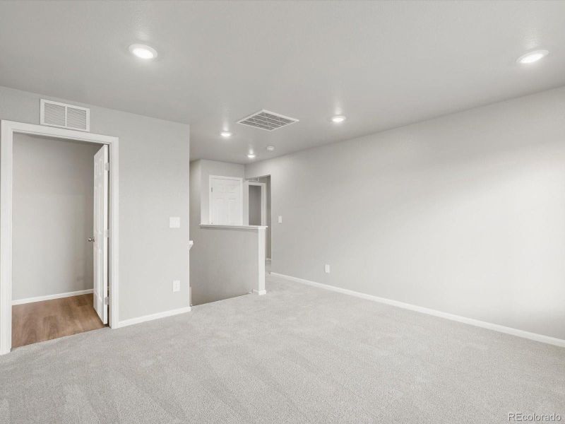 Spacious, unfurnished interior of a new home in Revere at Johnstown, Johnstown (Image 20). Spacious, unfurnished interior of a new home in Revere at Johnstown, Johnstown (Image 20).