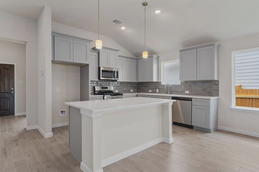 Furnished interior view inside a new home in Levy Crossing, Killeen (Image 5).