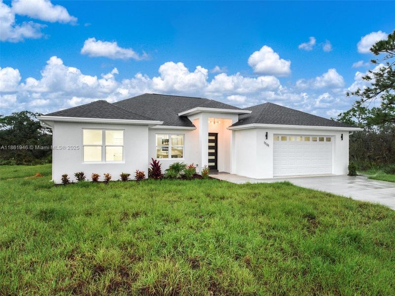 Front exterior of a new home in , Sebring, FL, highlighting curb appeal (Image 2).