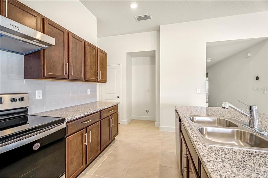 Furnished interior view inside a new home in , Davenport (Image 10). Furnished interior view inside a new home in , Davenport (Image 10).