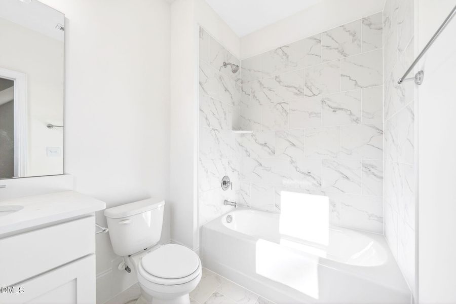 37-web-or-mls-7829 Penny Road (2 of 59) 37-web-or-mls-7829 Penny Road (2 of 59)