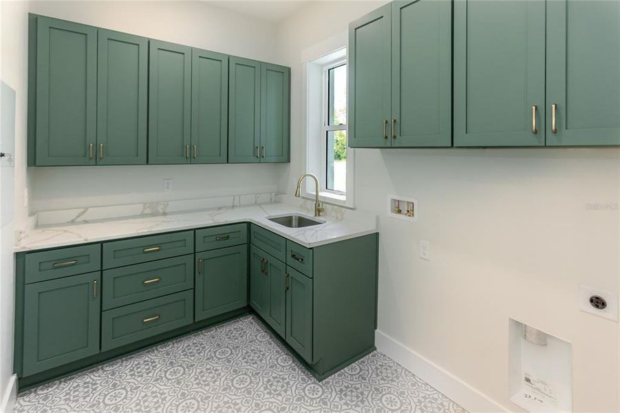 Furnished interior view inside a new home in , Weeki Wachee (Image 7).