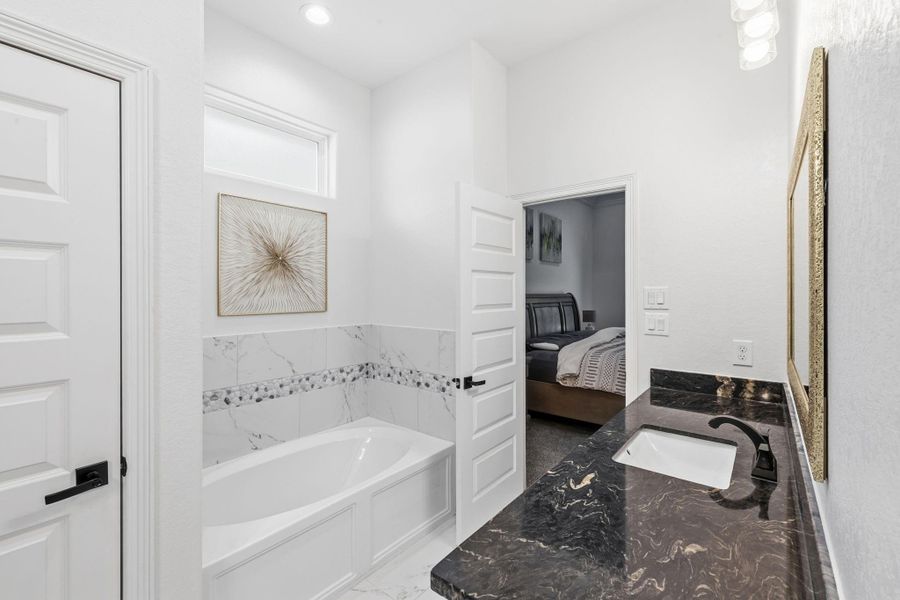 Furnished interior view inside a new home in , Anahuac (Image 16).