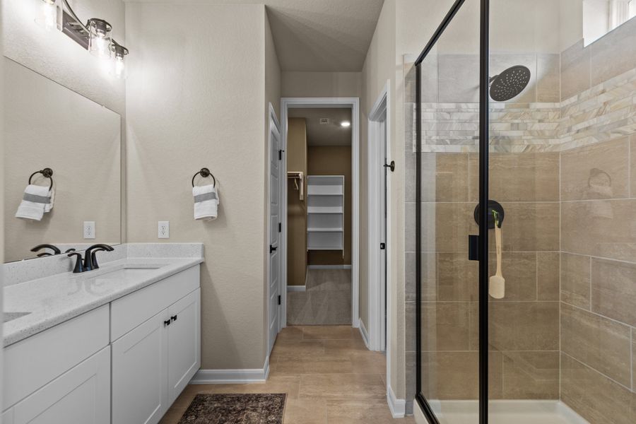 Representative furnished interior of a home built from the Bastrop by Beazer Homes in Hunter's Ranch, San Antonio (Image 12).