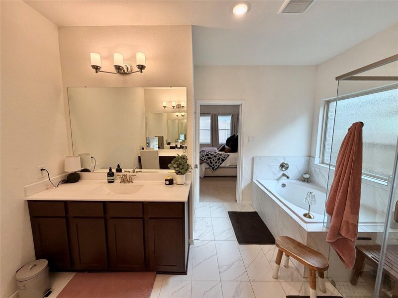 Furnished interior view inside a new home in Windrose Green, Angleton (Image 25).