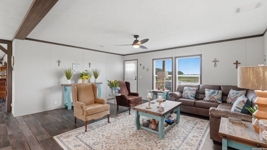 Furnished interior view inside a new home in , Seguin (Image 14).