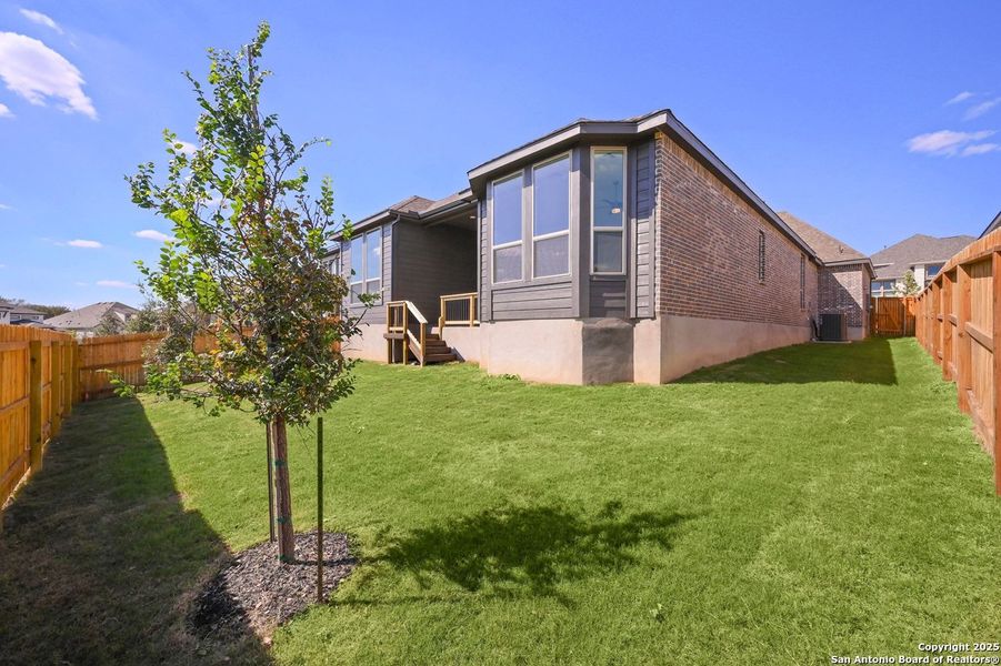 Exterior details and patio area of a home in Weston Oaks, San Antonio (Image 19). Exterior details and patio area of a home in Weston Oaks, San Antonio (Image 19).