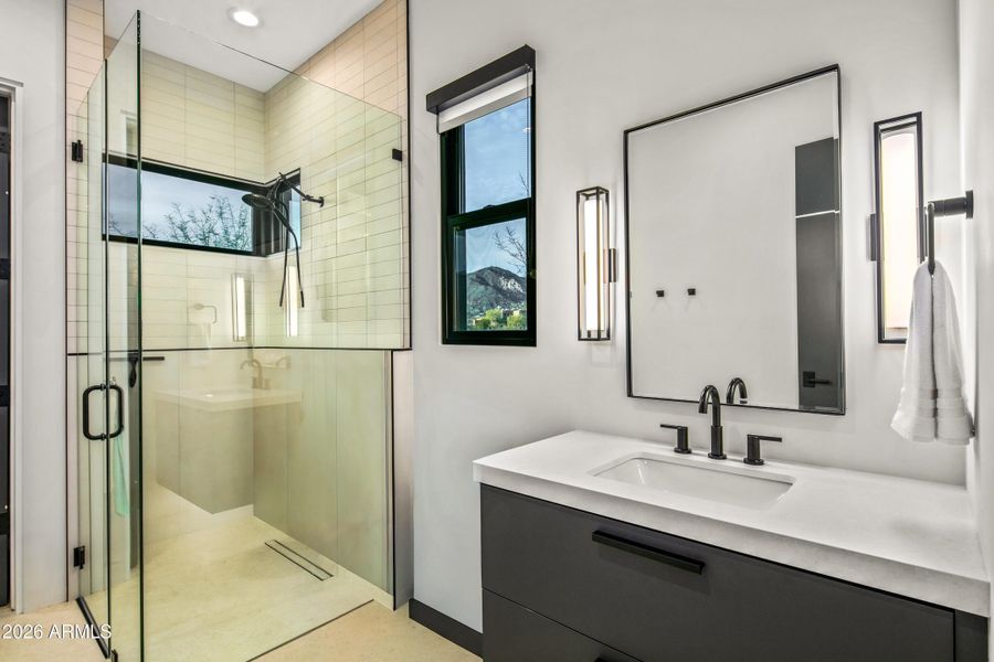 030_Guest Ensuite 1 Bath