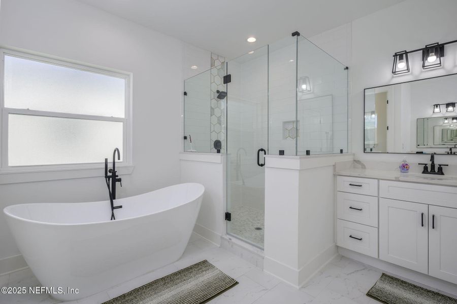 Furnished interior view inside a new home in , St. Augustine (Image 28).