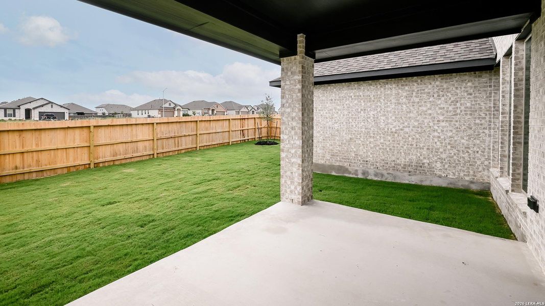 Exterior details and patio area of a home in The Parklands, Schertz (Image 22).