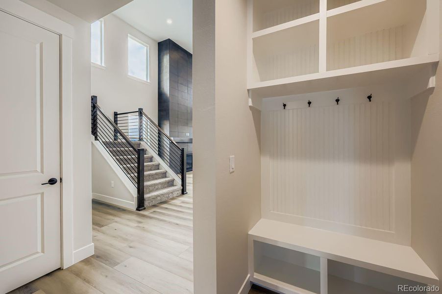 Spacious, unfurnished interior of a new home in Timber Ridge, Colorado Springs (Image 29).