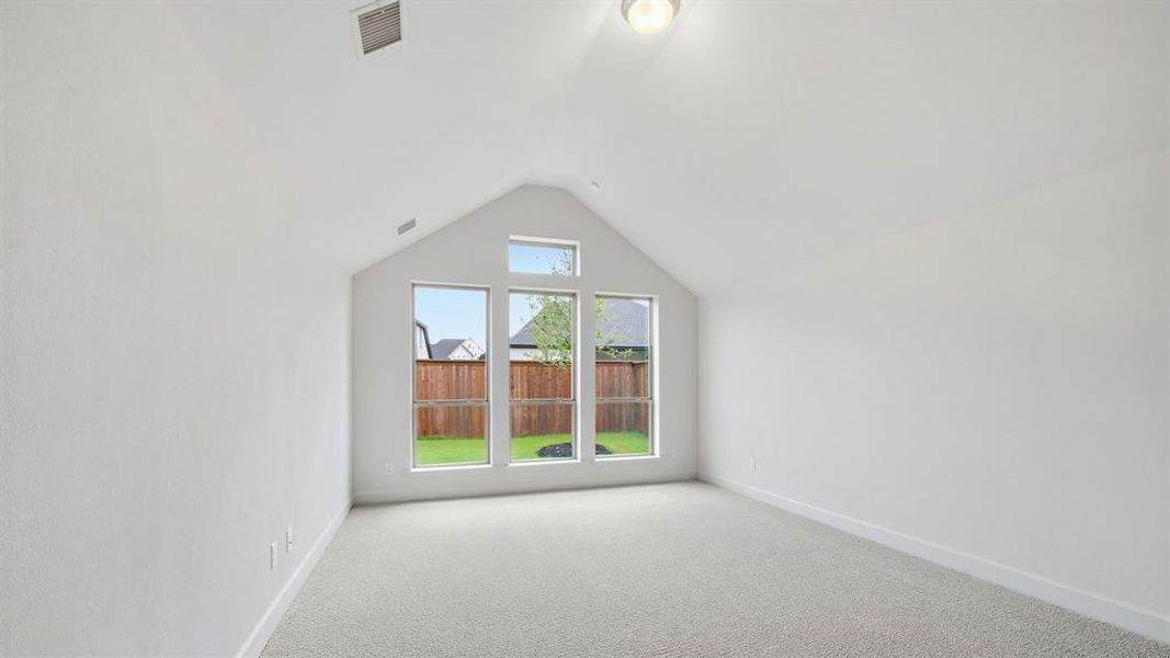 Spacious, unfurnished interior of a new home in Cambridge Crossing, Celina (Image 14).
