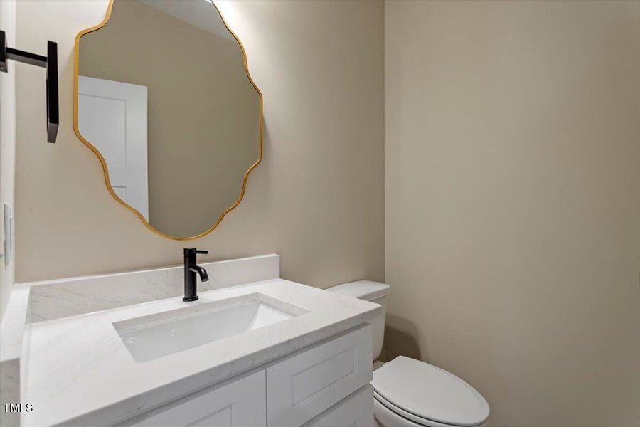 20-2405 Pearces Rd [2174059]_20