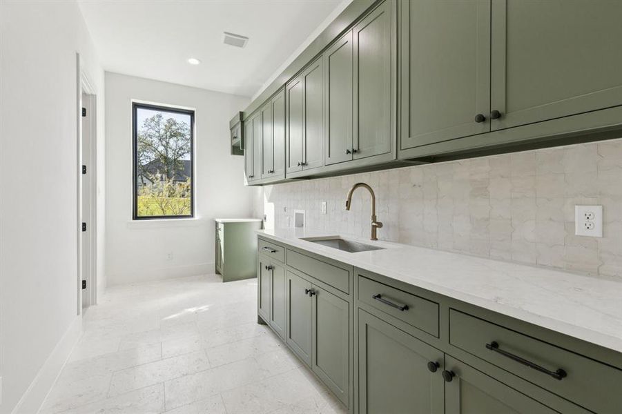 Furnished interior view inside a new home in , Weatherford (Image 14).