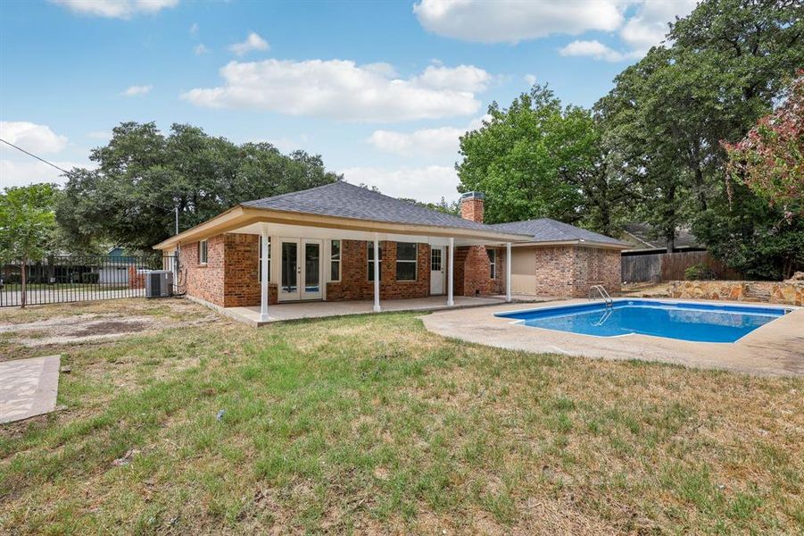 Front exterior of a new home in , Azle, TX, highlighting curb appeal (Image 21). Front exterior of a new home in , Azle, TX, highlighting curb appeal (Image 21).