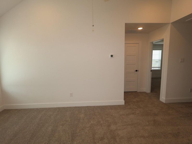 Spacious, unfurnished interior of a new home in Hallimore Ranch, Rosenberg (Image 33). Spacious, unfurnished interior of a new home in Hallimore Ranch, Rosenberg (Image 33).