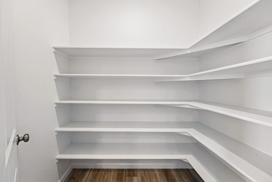 Spacious, unfurnished interior of a new home in Parterre, Thornton (Image 22).