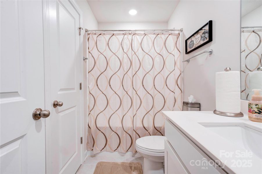 Furnished interior view inside a new home in , Shelby (Image 17).