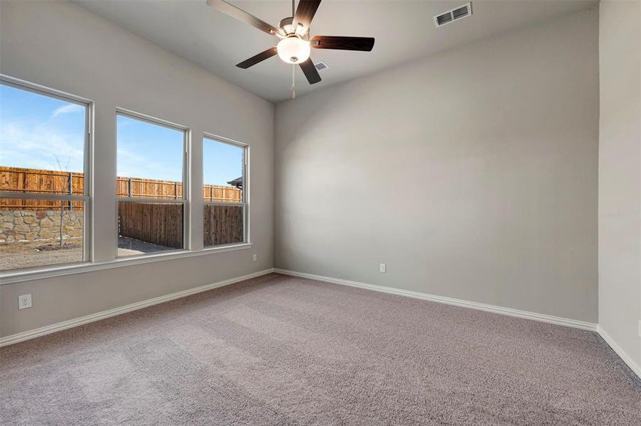 Spacious, unfurnished interior of a new home in Sagebrook, Argyle (Image 30).