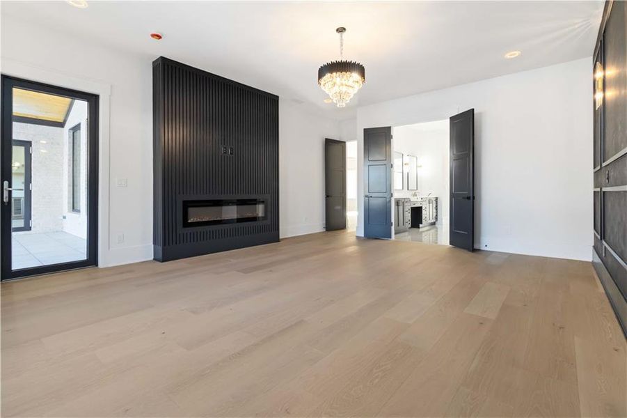 Spacious, unfurnished interior of a new home in , Lawrenceville (Image 33).