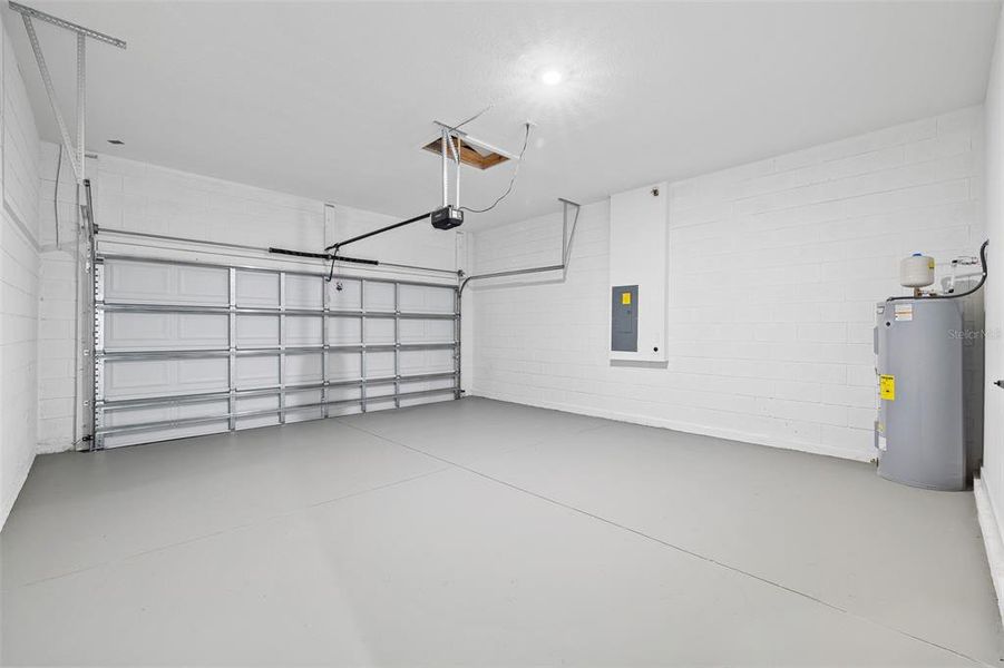 Spacious, unfurnished interior of a new home in , Ocala (Image 36). Spacious, unfurnished interior of a new home in , Ocala (Image 36).