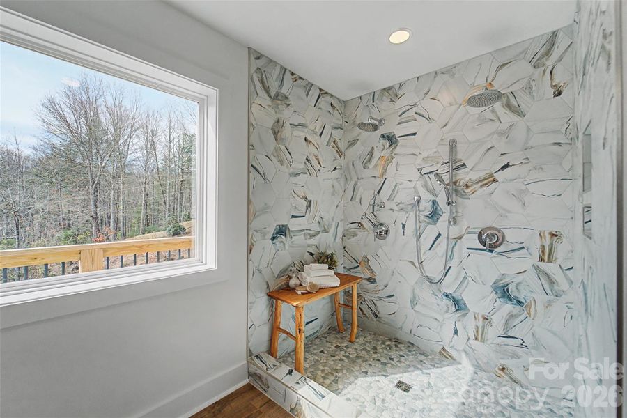 Image 23 of a home in .