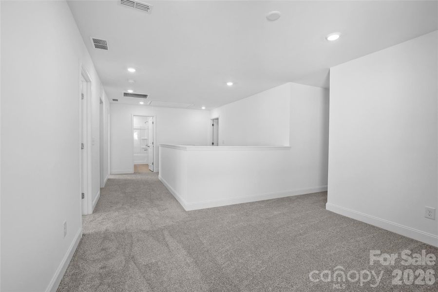 Spacious, unfurnished interior of a new home in Elmbrook, Indian Trail (Image 31).