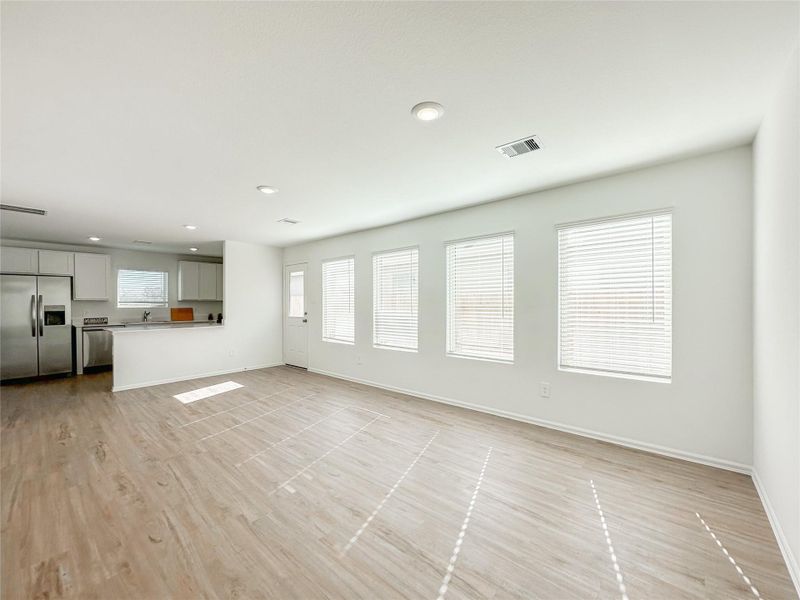 Spacious, unfurnished interior of a new home in Ladera Trails: Cottage Collection, Conroe (Image 21). Spacious, unfurnished interior of a new home in Ladera Trails: Cottage Collection, Conroe (Image 21).