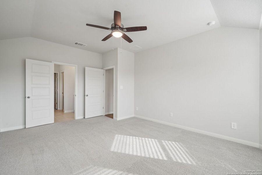 Spacious, unfurnished interior of a new home in Arcadia Ridge - Premier Series, San Antonio (Image 25). Spacious, unfurnished interior of a new home in Arcadia Ridge - Premier Series, San Antonio (Image 25).