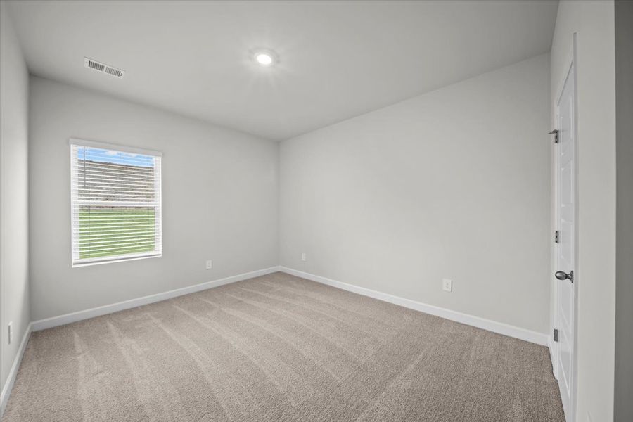 Spacious, unfurnished interior of a new home in Shiloh Valley, Piedmont (Image 13).
