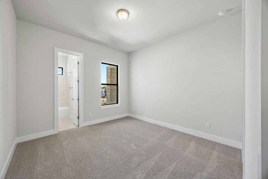 Spacious, unfurnished interior of a new home in Riverstone, Georgetown (Image 31).