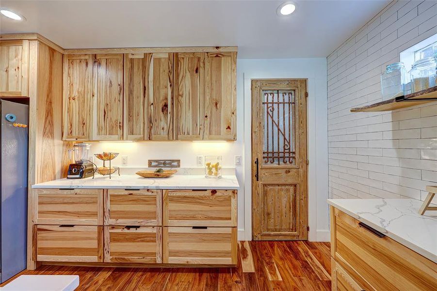Several workspaces & abundant storage, complete with walk-in pantry in this chef's kitchen.94 San Saba St., AustinTX 78702 MLS# 7207900