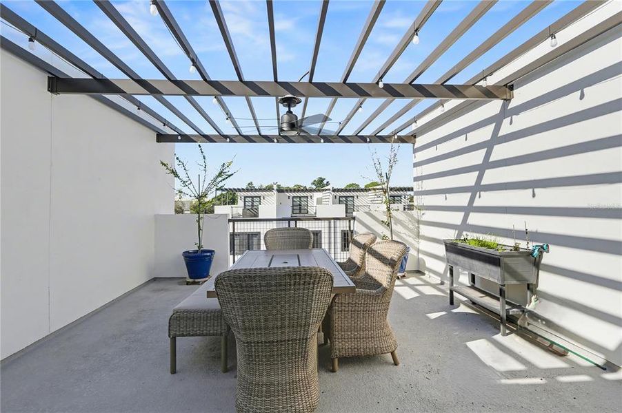 Exterior details and patio area of a home in , Pinellas Park (Image 21). Exterior details and patio area of a home in , Pinellas Park (Image 21).