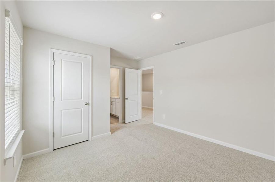 Spacious, unfurnished interior of a new home in , Lawrenceville (Image 28). Spacious, unfurnished interior of a new home in , Lawrenceville (Image 28).