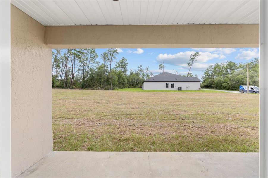 Exterior details and patio area of a home in , Dunnellon (Image 4). Exterior details and patio area of a home in , Dunnellon (Image 4).