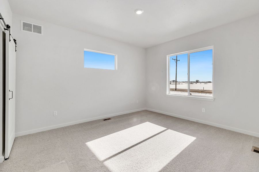 Representative unfurnished interior of a home built from the Stratton by Baessler Homes in Hudson Hills, Hudson (Image 24).