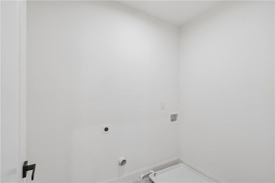 Spacious, unfurnished interior of a new home in , Decatur (Image 33).