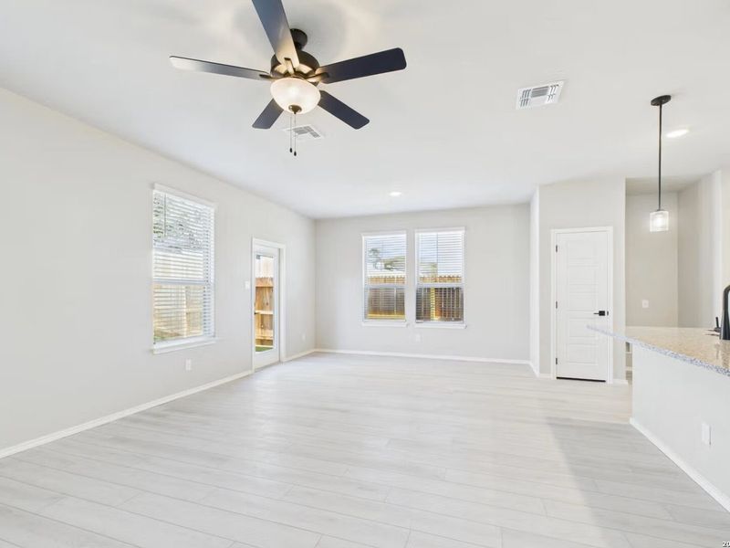 Spacious, unfurnished interior of a new home in Meadows at Oak Creek, San Antonio (Image 18). Spacious, unfurnished interior of a new home in Meadows at Oak Creek, San Antonio (Image 18).