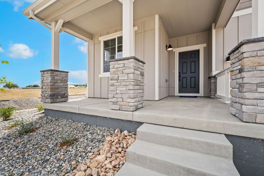 New Home in Frederick, CO.  - Slide 3
