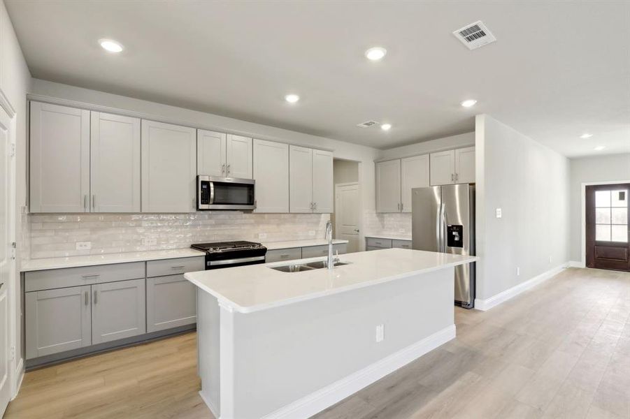 Photo is not of the actual home, but is an inspirational photo of builder’s model home and may depict options, furnishings, and/or decorator features that are not included. Photo is not of the actual home, but is an inspirational photo of builder’s model home and may depict options, furnishings, and/or decorator features that are not included.