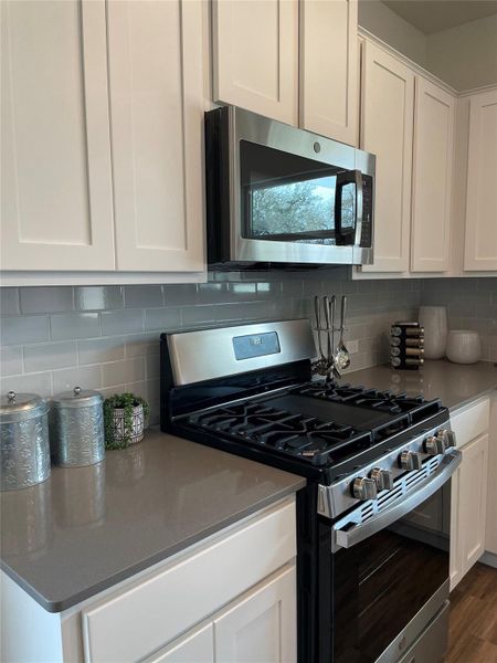 Close-up of interior finishes inside a home in Cotton Brook: Claremont Collection, Hutto (Image 6). Close-up of interior finishes inside a home in Cotton Brook: Claremont Collection, Hutto (Image 6).